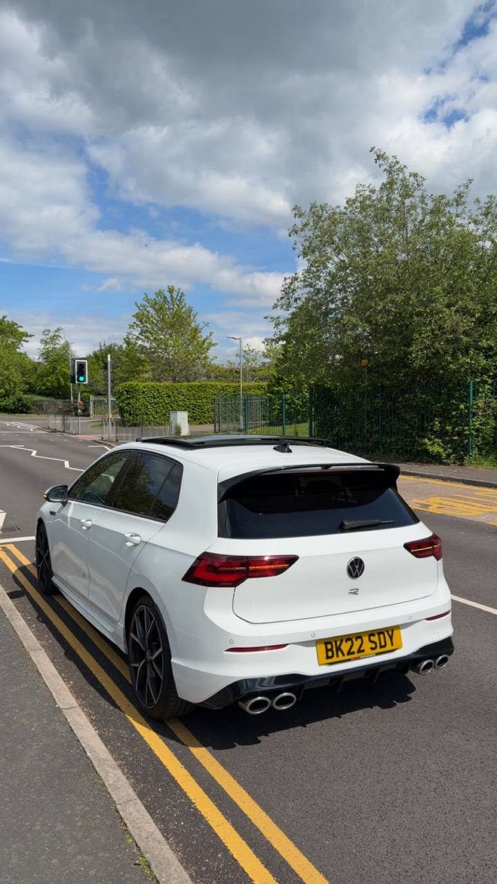 Volkswagen MK8 Golf R - Slide 1